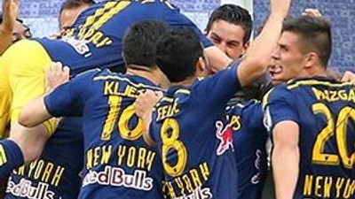 Benfica’ya New York darbesi !