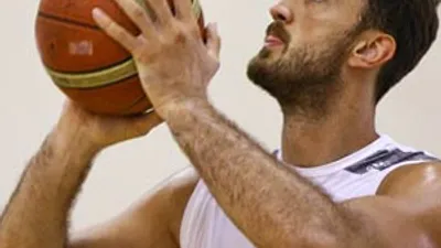 12 Dev Adam atletizm ağırlıklı idman yaptı