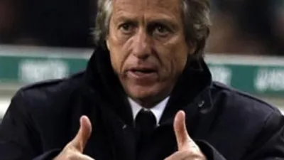 Benfica Jesus'a dava açıyor !