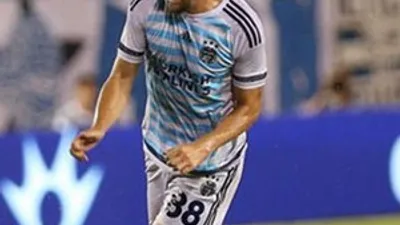 Ne yaptın Caner !