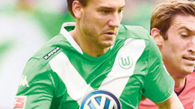 Galatasaray'a dev golcü ! Nicklas Bendtner...