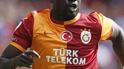 Eboue'den flaş karar !