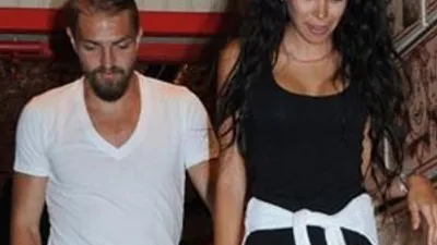Podolski gelir, Caner gider !