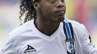 Ronaldinho kaza yaptı, selfie'ye durdu !