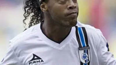 Ronaldinho kaza yaptı, selfie'ye durdu !