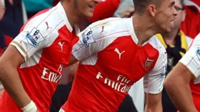 Mesut'tan 1 dakikada 1 gol 1 asist