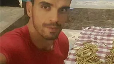 Kenan Sofuoğlu'ndan barbunyalı selfie