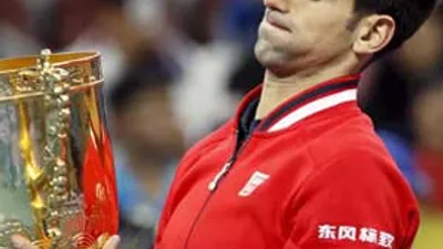 Dev maçta zafer Djokovic'in