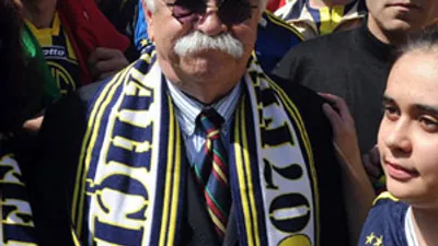 ''Beni Aziz Yıldırım Fenerbahçeli yaptı''