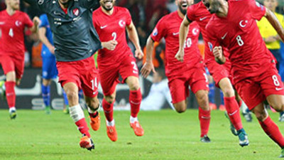 UEFA Türkiye'yi göklere çıkardı !