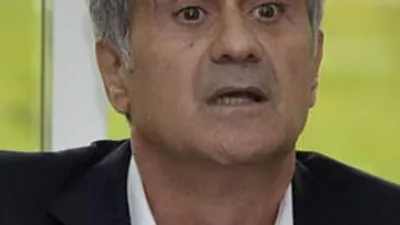 ''Ağzımdan yanlış kelime çıktıysa özür...