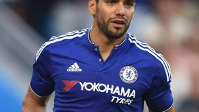 Chelsea 3 yıldızla yollarını ayırdı