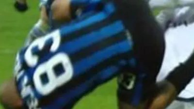 İtalyanlar: 'Felipe Melo bir deli!'