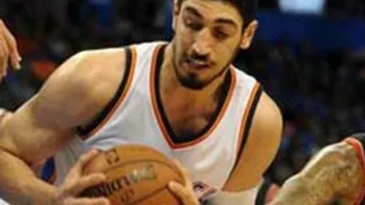 Enes Kanter ayıbından döndü