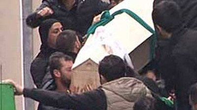 Sefa Kalya'nın cenazesinin çıktığı sırada olaylar çıktı
