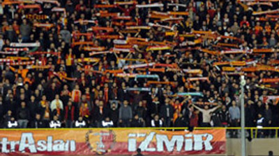 Rakip zannedip bıçakladılar !