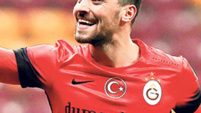 ''Ben Türküm, Türkiye forması giyerim''