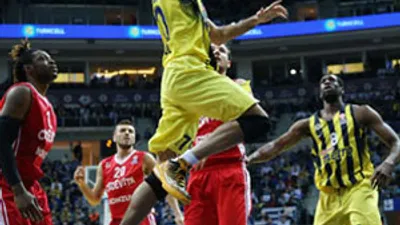 Fenerbahçe'den müthiş zafer