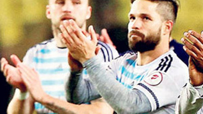 Michal Kadlec göz dolduruyor