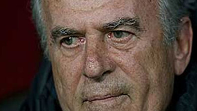 Mustafa Denizli, Hamzaoğlu'nun gerisinde kaldı