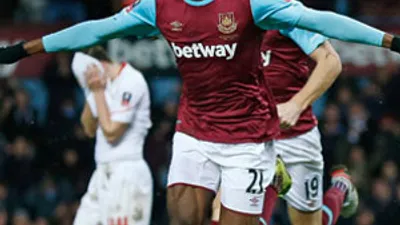 Slaven Bilic, Klopp'u kupanın dışına itti