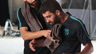 Dünya Arda Turan'ı izleyecek !