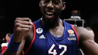 Anadolu Efes zorlu virajda