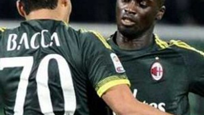 Milan'ın yıldızı trafik kazası geçirdi !