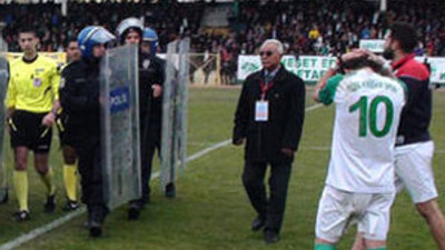 Kırıkkaleli Suarez ! Göğsünden ısırdı...