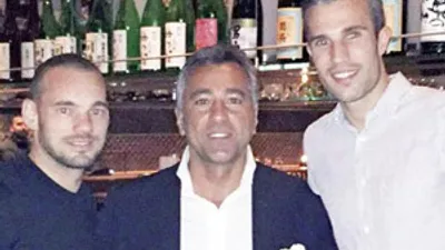 Sneijder'in derbi iddiası Van Persie'yi güldürdü