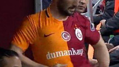 Herkes Sabri'nin göbeğini konuşuyor !