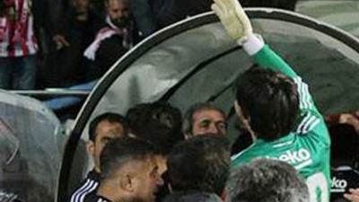 Tolga Zengin taraftarlarla tartıştı