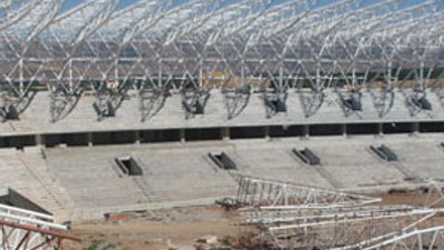 Arena'nın çatısı kapatıldı