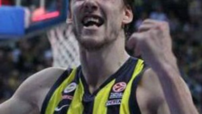 Vesely takımda kaldı !