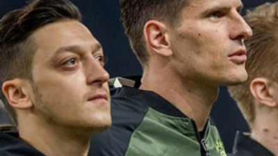 Mesut Özil'e ırkçı saldırı !