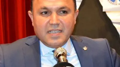 Adana Demir Sözlü ile devam dedi