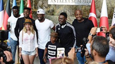 Dünyaca ünlü yıldızlar Antalya'da