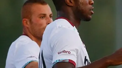 Gökhan Töre ilk maçına çıktı