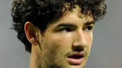 Pato bombası patladı !