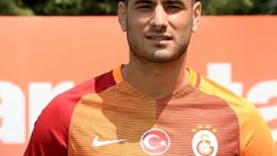 Galatasaray forvet sıkıntısını çözdü !