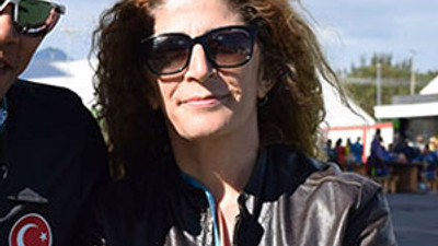 Türk muhabire şok saldırı !