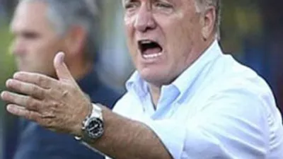 Advocaat isyan etti !