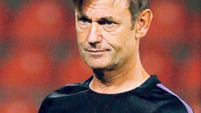 Galatasaray'da Hoek krizi sürdü
