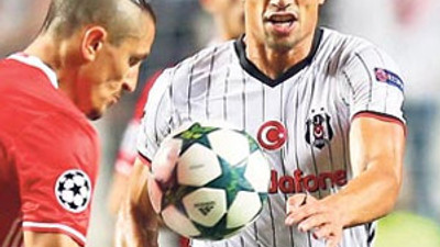 Parmağı kırıldı, hiç kimse duymadı