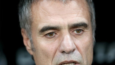 Ersun Yanal nişanlandı