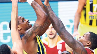 Dev derbide dev fark !