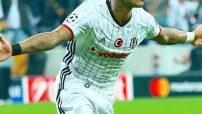 Quaresma Beşiktaş'ı taşıyor
