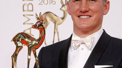 Schweinsteiger'e Almanya'da ödül