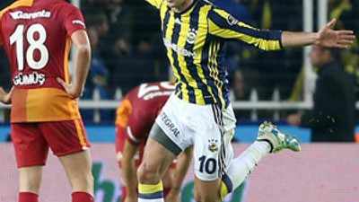 Dünya devi Robin van Persie'nin peşinde