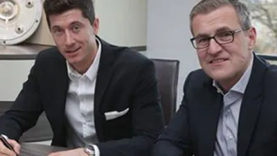 Lewandowski'den 4 yıllık imza